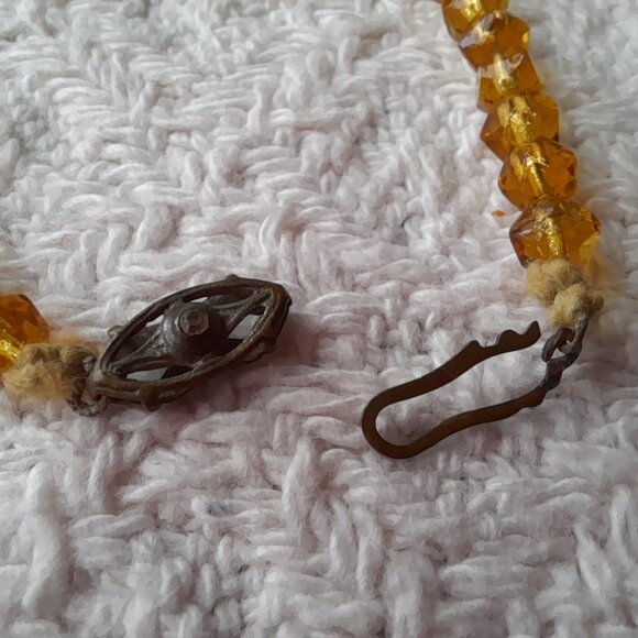 Vintage Yellow Amber Glass Bead Necklace Art Deco Choker Faceted 17.5" - Picture 2 of 14